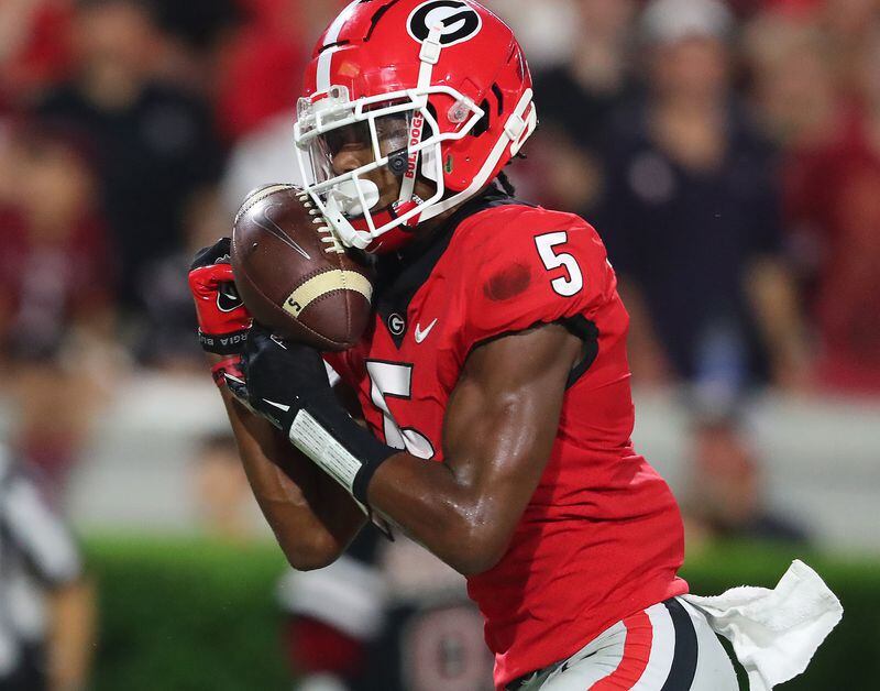 Georgia wide receiver Adonai Mitchell hauls in a touchdown reception to take a 21-6 lead over South Carolina during the second quarter in a NCAA college football game on Saturday, Sept 18, 2021, in Athens.    “Curtis Compton / Curtis.Compton@ajc.com”