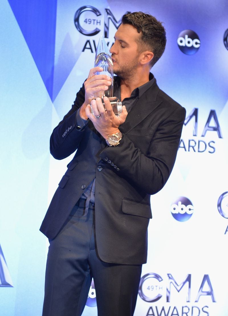 Luke Bryan loves his 2015 Entertainer of the Year award. Might he win it again this year? Photo: Getty Images.