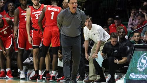 Tom Crean does his coaching thing during an exhibition game at UAB. (Michael Wade/UGA)