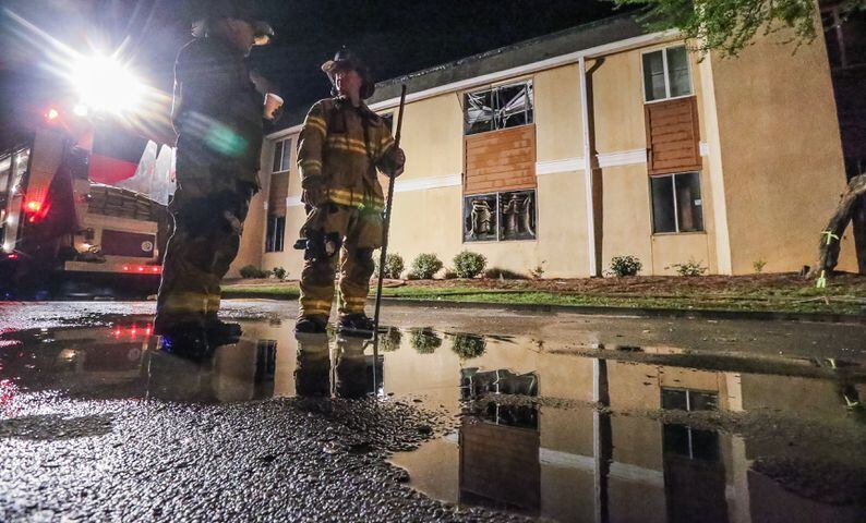 Dozens displaced in DeKalb apartment fire, victims say