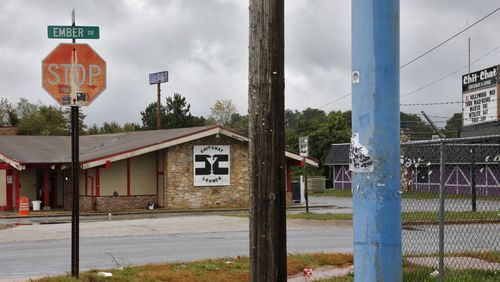 Chit Chat Lounge, on Ember Drive in Decatur, a nightclub where murder victim Oliver "Poopoo" Campbell used to rap every Wednesday night. BOB ANDRES / BANDRES@AJC.COM