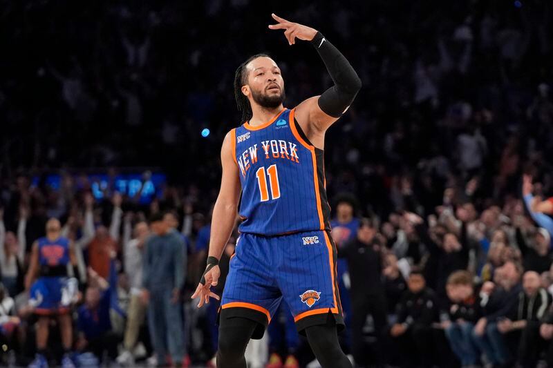 New York Knicks' Josh Hart (3) gestures after making a three-point shot during the second half of Game 5 in an NBA basketball first-round playoff series against the Philadelphia 76ers, Tuesday, April 30, 2024, in New York. (AP Photo/Frank Franklin II)