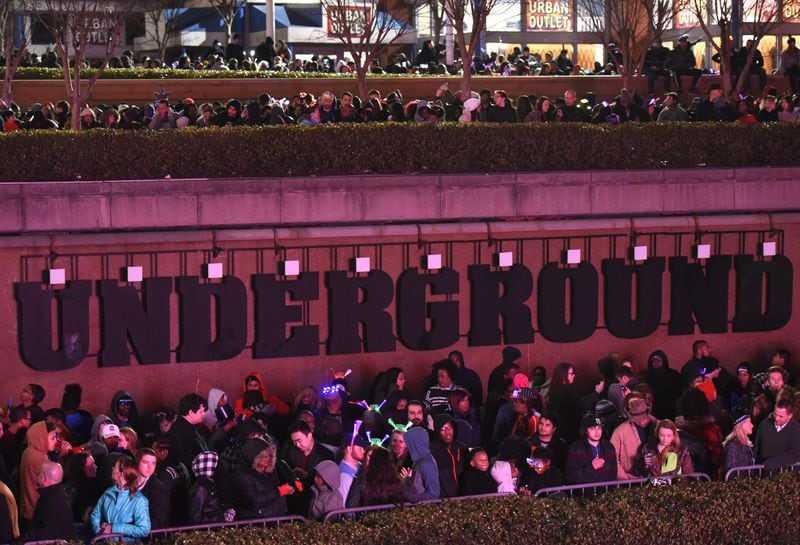 The money-losing mall at Underground Atlanta would get its moment in the spotlight each year during New Year’s Eve. But in 2017, that Dec. 31 celebration was moved to Woodruff Park. HYOSUB SHIN / HSHIN@AJC.COM
