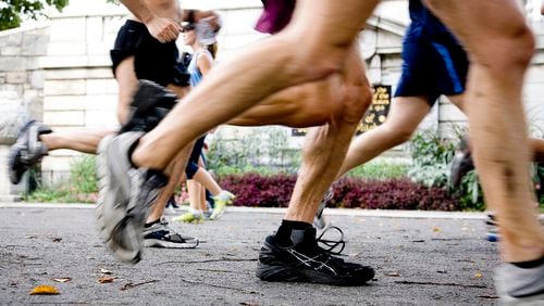 Runners train in Central Park in New York, Sept. 13, 2009. (Filip Kwiatkowski/The New York Times)