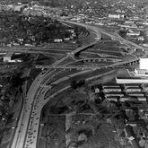 Atlanta, Ga.: Interstate interchanges in southeast section of Atlanta. Georgia Archives building in center right. Downtown expressway runs left-right, I-20 runs top to bottom. (early 1960s)