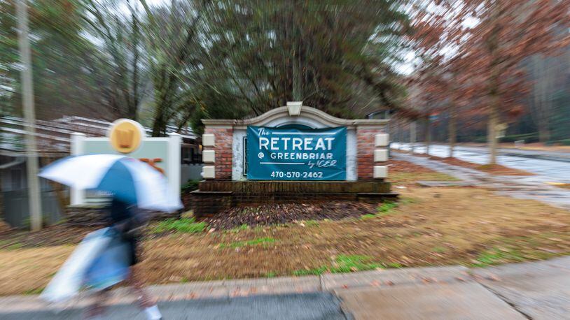 A scene from The Retreat at Greenbriar apartment complex in Atlanta earlier this month.   (Arvin Temkar / arvin.temkar@ajc.com)