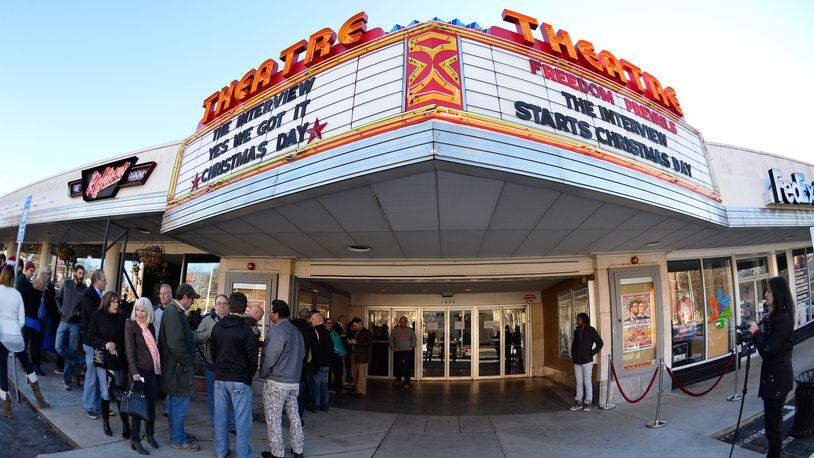 A crowd lines up at the Plaza Theatre in 2014. David Tulis/AJC Special