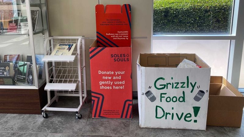 Georgia Gwinnett College last week started a pantry for students with various needs to pick up nonperishable items. The college has places on its campus for students to drop off gently-used items and food for students in need. ERIC STIRGUS/ESTIRGUS@AJC.COM.