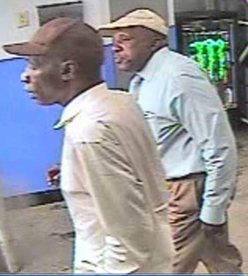 Two men are suspected in a scam that happened in Winder. (Credit: Winder Police Department)