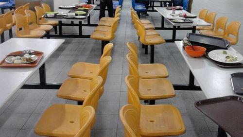 A Texas elementary school principal handed out breakfast to students when the cafeteria was short-staffed (not pictured). (Micah Sittig via Flickr (CC BY 2.0))