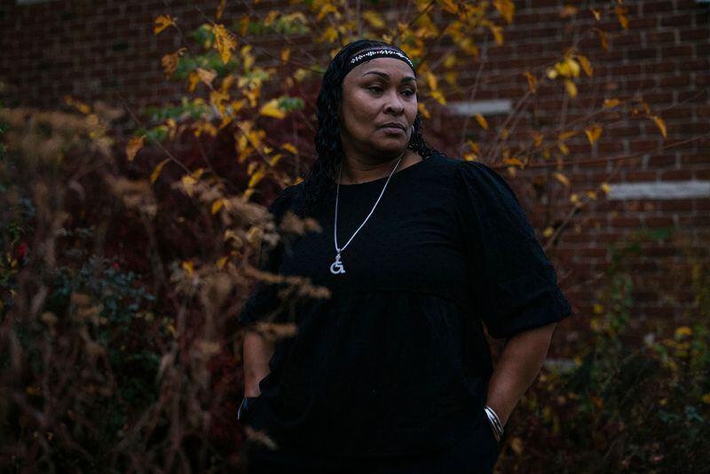 Rhonda Jones outside her home in Crown Point, Indiana, which is southeast of Chicago. In December 2016, Jones gave birth to daughter Alayna via an emergency cesarean section. Alayna was injured during the birth and has cerebral palsy. (Taylor Glascock for KHN)