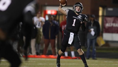 Matthew Downing, who threw 24 touchdowns for Alpharetta this season, will be a preferred walk-on at Georgia this fall.