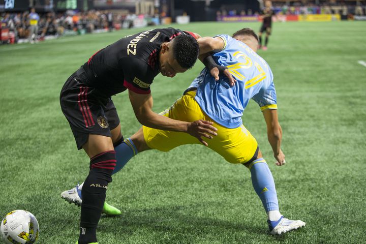 Ronald Hernández (left) of Atlanta United and Kai Wagner (right) of the Philadelphia Union fight for the ball. CHRISTINA MATACOTTA FOR THE ATLANTA JOURNAL-CONSTITUTION.