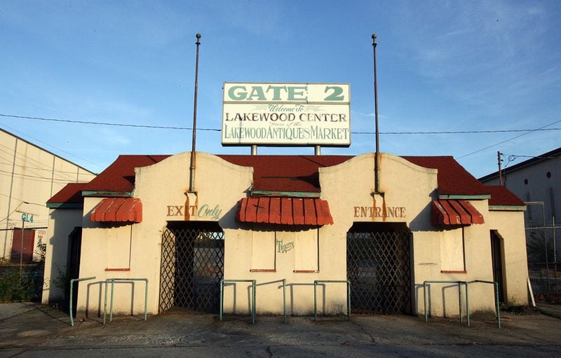 A view of one of the main gates at Lakewood in 2007, one year after the antiques market closed and before the EUE/ScreenGems movie studio moved in. (Jenni Girtman / AJC file)