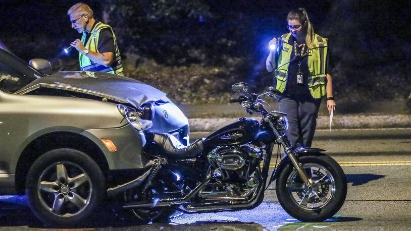 August 24, 2017 Atlanta: A man is in custody after a deadly motorcycle crash on Thursday, Aug. 24, 2017, and investigators believe he may have been under the influence of alcohol, Atlanta police said. About 4 a.m., the man, who was driving a silver Porsche SUV, crashed into a stopped motorcyclist at the intersection of Ponce de Leon Avenue and Clifton Road, Atlanta police night Cmdr. James D. Patterson said. DeKalb County officers initially responded to the scene, which is on the border of Atlanta and the county’s jurisdiction, and found the motorcyclist dead. The investigation blocked Ponce de Leon Avenue at Clifton Road for four hours. Lanes reopened about 8 a.m. The names of the victim and the man in custody have not been released. The investigation is ongoing, and charges have not been filed in the case. JOHN SPINK/JSPINK@AJC.COM