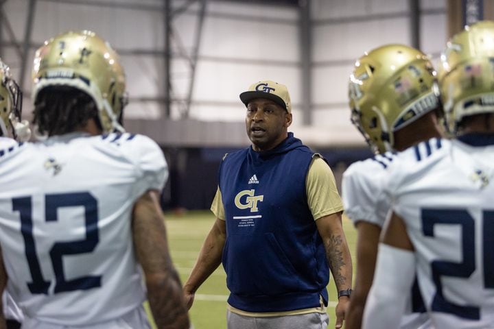 Defensive back coach Travares Tillman talks with players during the first day of spring practice for Georgia Tech football at Alexander Rose Bowl Field in Atlanta, GA., on Thursday, February 24, 2022. (Photo Jenn Finch)