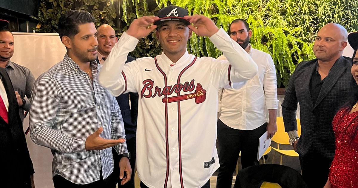 Grant McAuley on X: A look at incoming #Braves prospect Luis Guanipa, a  highly touted 17-year-old outfielder from Venezuela courtesy of his Tiktok  account (LuisGuanipa01). Signing has been reported by multiple outlets