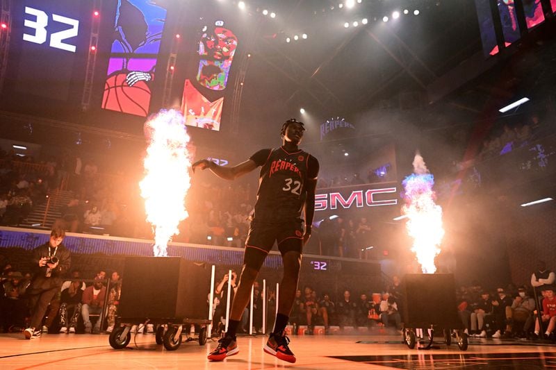 Somto Cyril is introduced during a preseason game between the City Reapers and the California Basketball Club. (Photo by Adam Hagy/Overtime Elite)