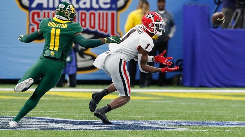 Bulldogs wide receiver George Pickens (1) makes a catch against the Baylor Bears in the Sugar Bowl Jan. 1, 2020, at the Superdome in New Orleans.  (Bob Andres / bandres@ajc.com)