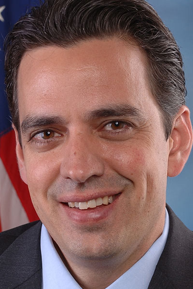 Congressman Tom Graves (R-Ga.), represents District 9. 


With 120811gravesed