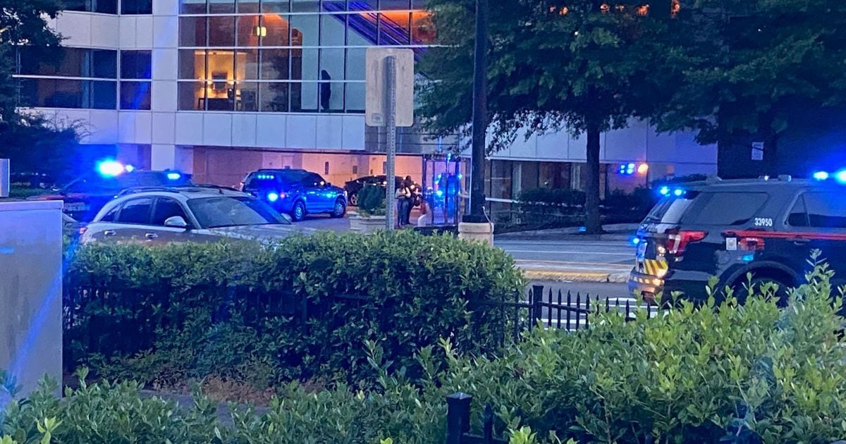 Man shot and killed after argument in Lenox Square Mall parking