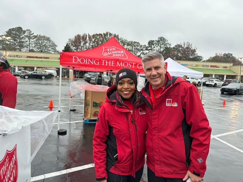 11Alive Can-a-thon earlier this month included multiple pickup spots including the Shamrock shopping center in Atlanta featuring 11Alive anchor Aisha Howard and veteran reporter Jerry Carnes. RODNEY HO/rho@ajc.com