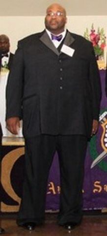 Earl Green Jr. lost 180 pounds