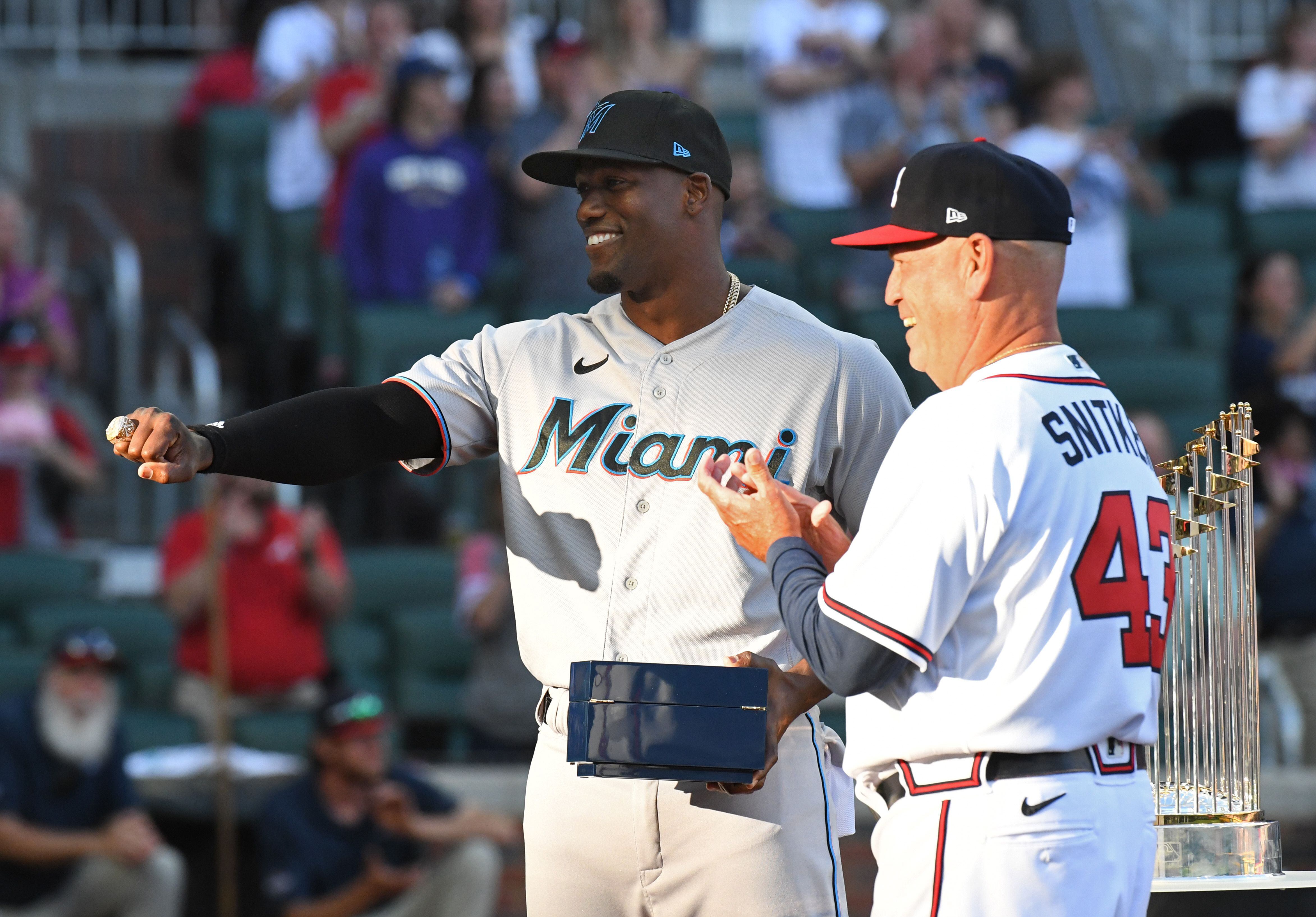 Men Jorge Soler Atlanta Braves 2021 World Series India