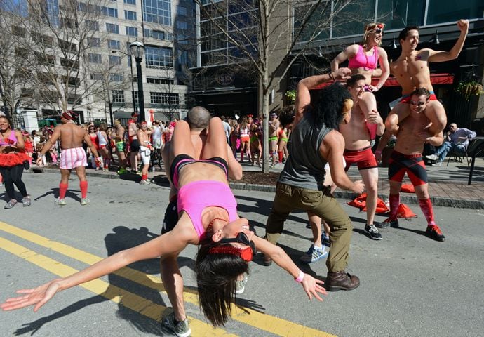 Oysterfest, Cupid's Undie Run make for busy weekend