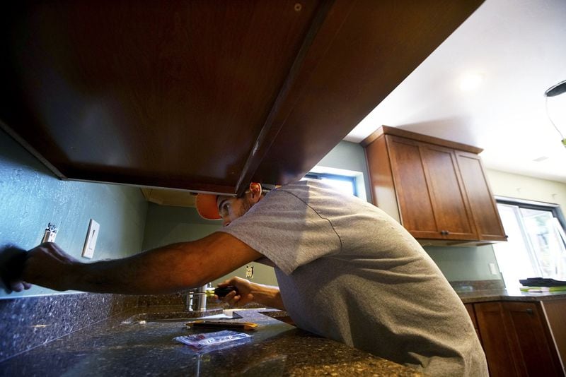 Doctors and researchers say it’s important to clean surfaces any repair people touch immediately after they leave.SANDY HUFFAKER/THE NEW YORK TIMES