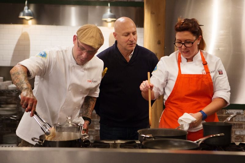 TOP CHEF -- Episode 1401 -- Pictured: (l-r) Jamie Lynch, Tom Colicchio, Annie Pettry -- (Photo by: Paul Cheney/Bravo)