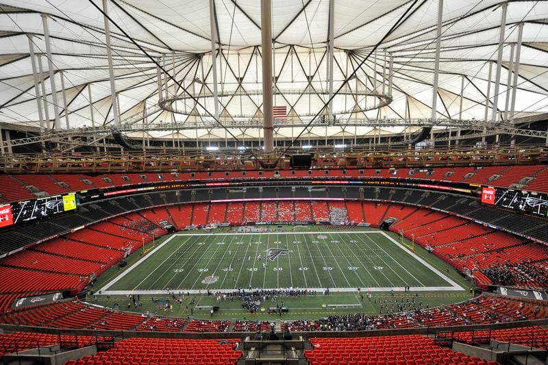 Atlanta, Ga. -- Teams play at the Georgia Dome during the Corky Kell Classic Saturday, August 20, 2016 .SPECIAL/Daniel Varnado