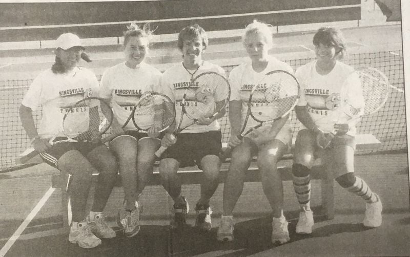  Reality Winner, second from right, appeared in a tennis team photo in 2009.