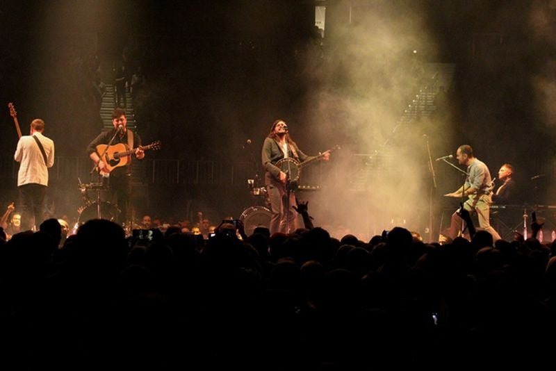 Mumford & Sons brought a simple, sleek center stage to State Farm Arena on March 20, 2019, as part of their worldwide "Delta" tour. Photo: Melissa Ruggieri/Atlanta Journal-Constitution