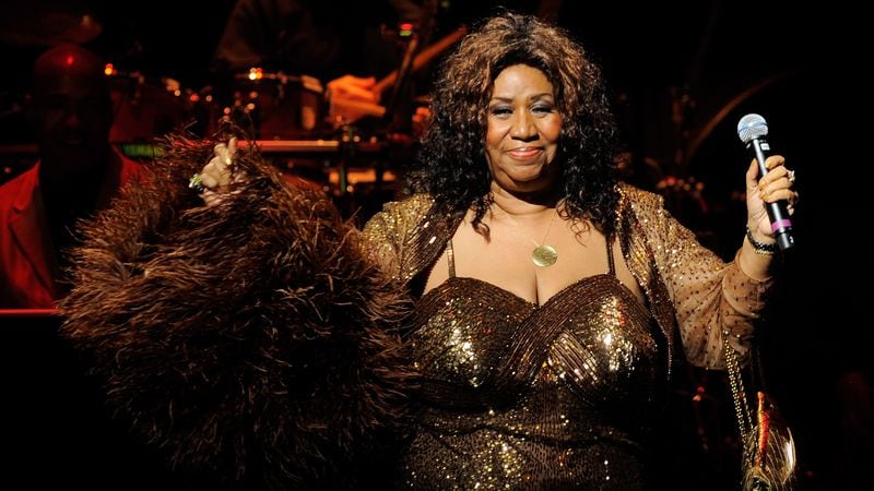 NEW YORK - JUNE 14:  Singer Aretha Franklin performs after she was inducted into the Apollo Legends Hall of Fame at the 2010 Apollo Theater Spring Benefit Concert & Awards Ceremony at The Apollo Theater on June 14, 2010 in New York City.  (Photo by Jemal Countess/Getty Images)