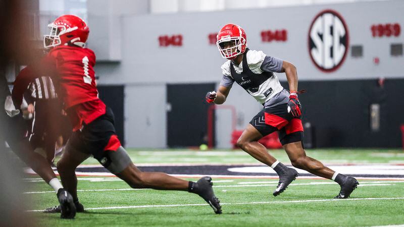 Georgia defensive back Lewis Cine (16) follows the during the Bulldogs’ first practice session of the spring Tuesday, March 16, 2021, in Athens. (Tony Walsh/UGA)