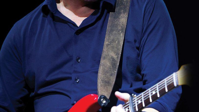 Mark Knopfler wraps the season at Chastain on Saturday.