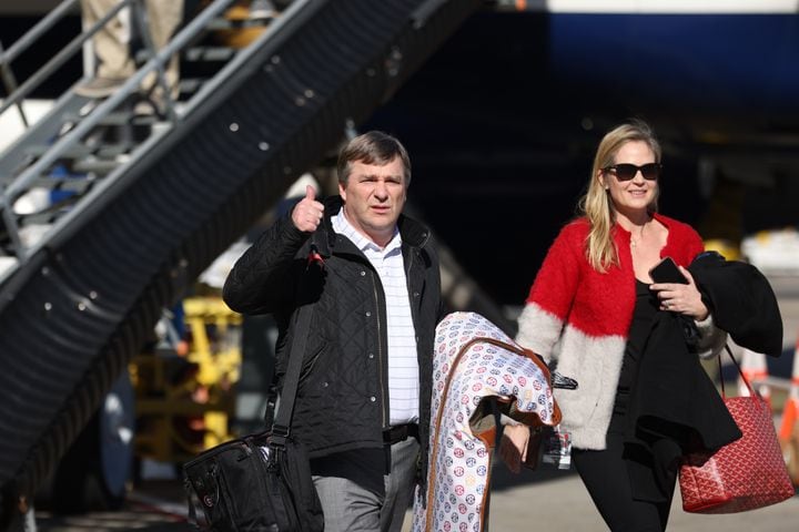 Georgia Bulldogs head coach Kirby Smart gives a thumbs up. Miguel Martinez for The Atlanta Journal-Constitution