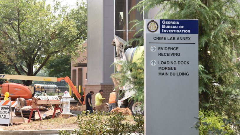 The Georgia Bureau of Investigation performs autopsies for counties across the state. AJC file photo. HYOSUB SHIN / HSHIN@AJC.COM