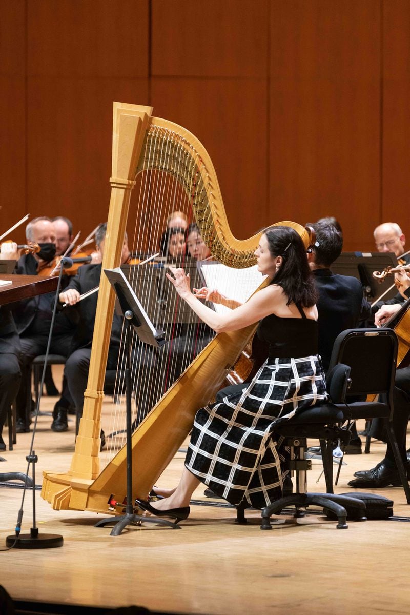 Elisabeth Remy Johnson performs with the ASO in Bruch's "Scottish Fantasy."