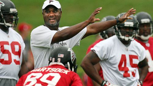 090802 Flowery Branch - Falcons special teams coordinator Keith Armstrong runs his players through kickoff drills on day 2 of training camp in Flowery Branch, Sunday, August 2, 2009. Only the special teams participated in the morning practice session. Curtis Compton, ccompton@ajc.com 090802 Flowery Branch - Falcons special teams coordinator Keith Armstrong runs his players through kickoff drills on day 2 of training camp in Flowery Branch, Sunday, August 2, 2009. Only the special teams participated in the morning practice session. Curtis Compton, ccompton@ajc.com