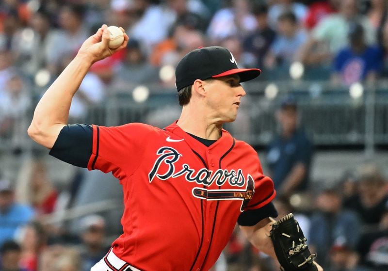 Braves' starting pitcher Kyle Wright (30) throws a pitch in the first inning at Truist Park on Friday, August 19, 2022. (Hyosub Shin / Hyosub.Shin@ajc.com)