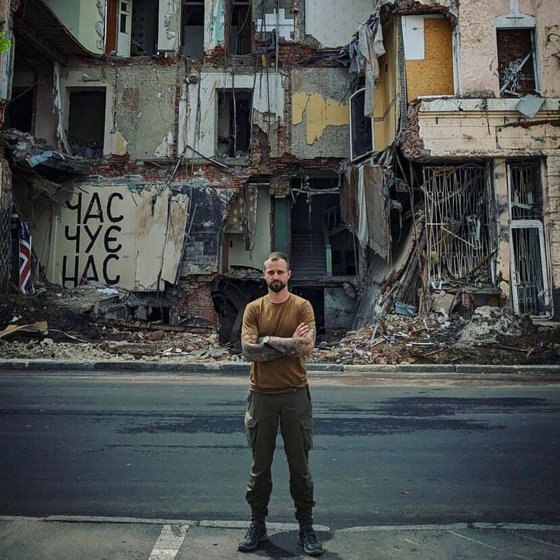 Kostiantyn Lyzohub is among the artists represented at the art auction. A fine artist in his native Kharkiv, he has joined the resistance against the Russian invasion. Photo: courtesy Art Territory UA