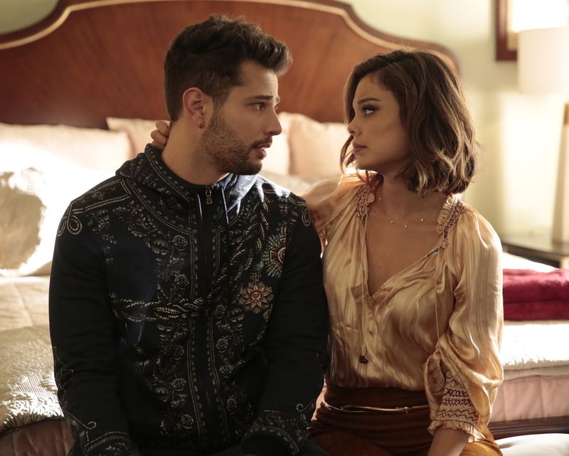  Dynasty -- "I Answer To No Man" -- Image Number: DYN111a_0317b.jpg -- Pictured (L-R): Rafael De Le Fuente as Sammy Jo and Nathalie Kelley as Cristal -- Photo: Carin Baer/The CW -- ÃÂ© 2018 The CW Network, LLC. All Rights Reserved.