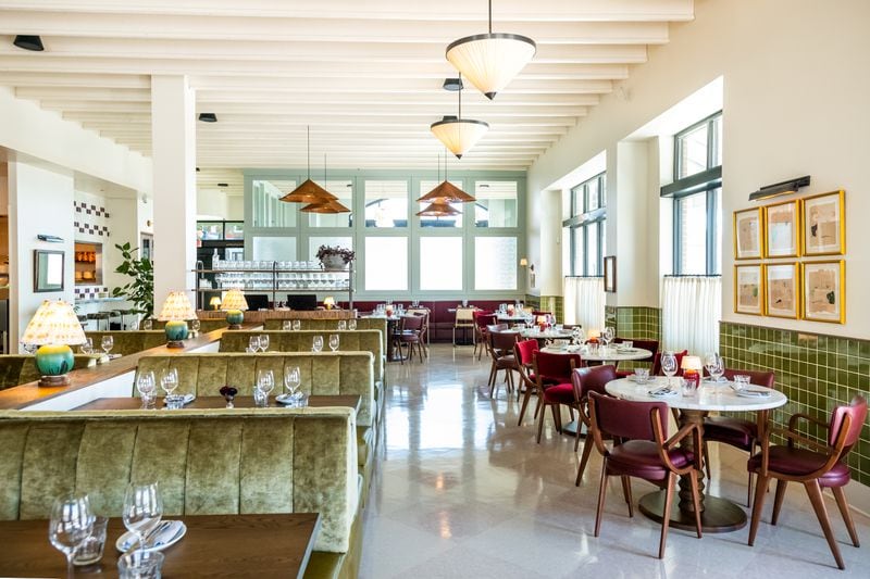 The dining room at Pendolino is elegant and airy. Courtesy of Cassie Wright