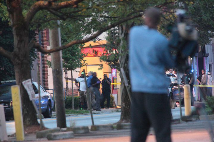 Cops: Robber fatally shot in Little Five Points