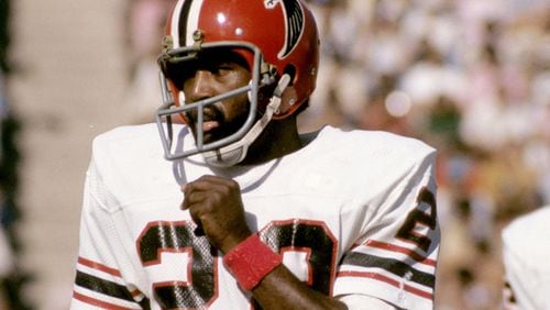 Top 50 Falcons: No. 25, Rolland Lawrence