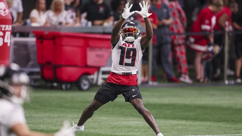 Atlanta Falcons wide receiver Penny Hart (19) runs a drill during minicamp at Mercedes-Benz Stadium, Tuesday, June 13, 2023, in Atlanta. (Jason Getz / Jason.Getz@ajc.com)