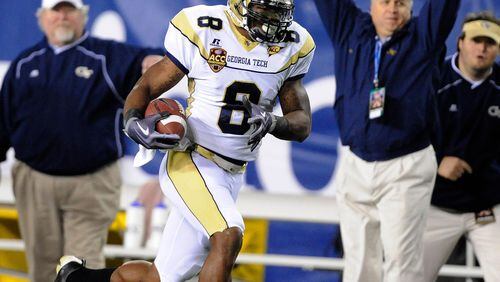 Georgia Tech's  Demaryius Thomas  runs for a touchdown in the third quarter of the ACC Championship Game on Saturday, December 5, 2009 in Tampa.