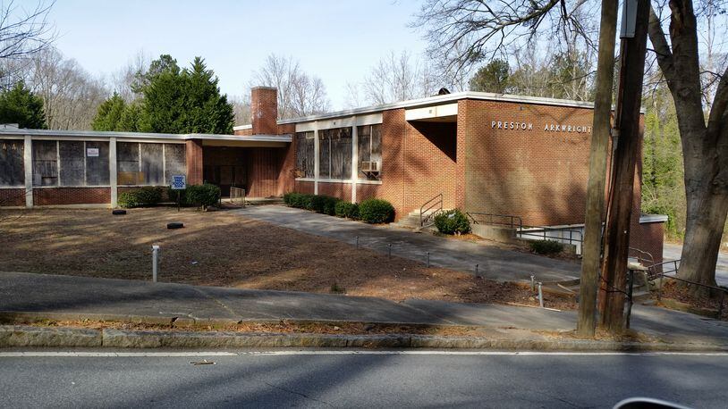 Arkwright Elementary School at 1261 Lockwood Drive SW was built in the 1950s and closed in 2004 amid declining enrollment. Photo: Terry Kearns